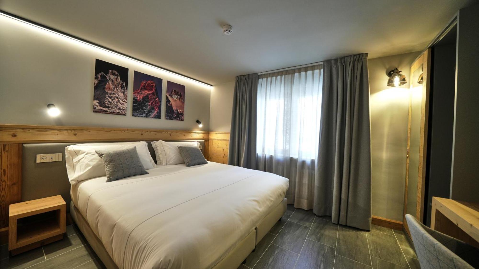 Hotel Perruquet بيريوِل تْشيرفينيا المظهر الخارجي الصورة