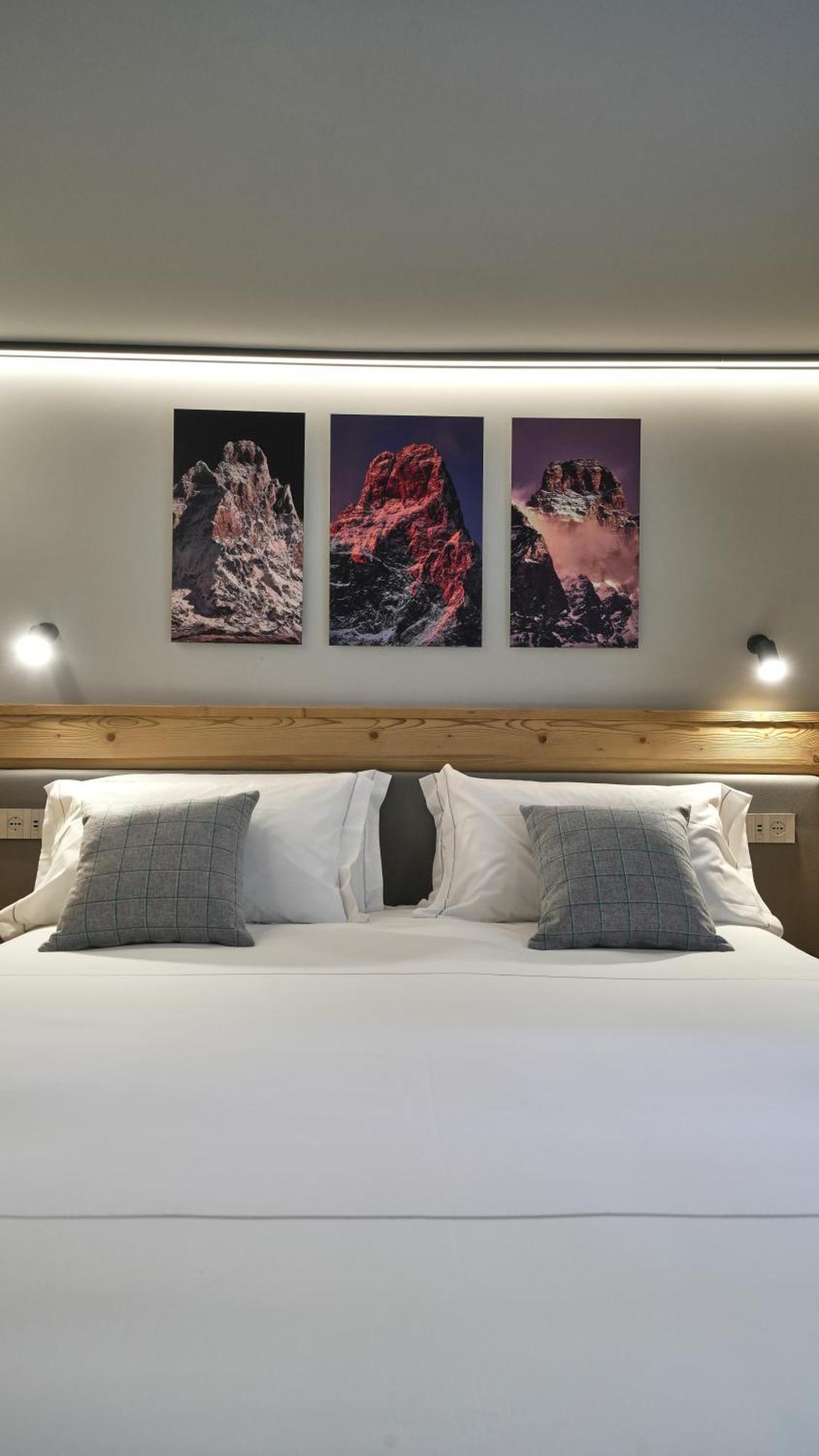 Hotel Perruquet بيريوِل تْشيرفينيا المظهر الخارجي الصورة