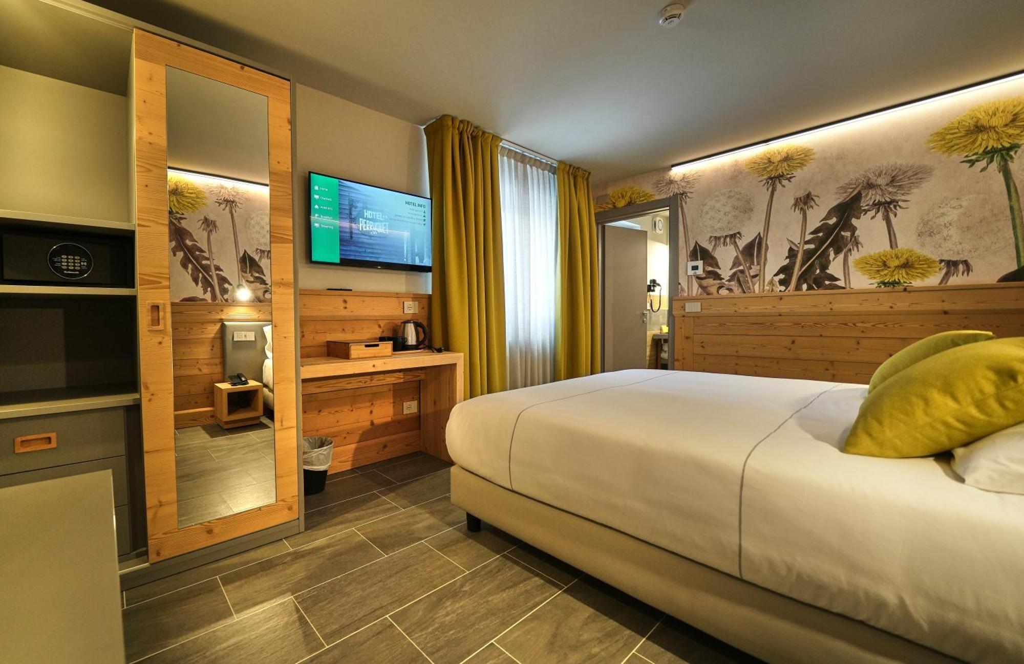 Hotel Perruquet بيريوِل تْشيرفينيا المظهر الخارجي الصورة