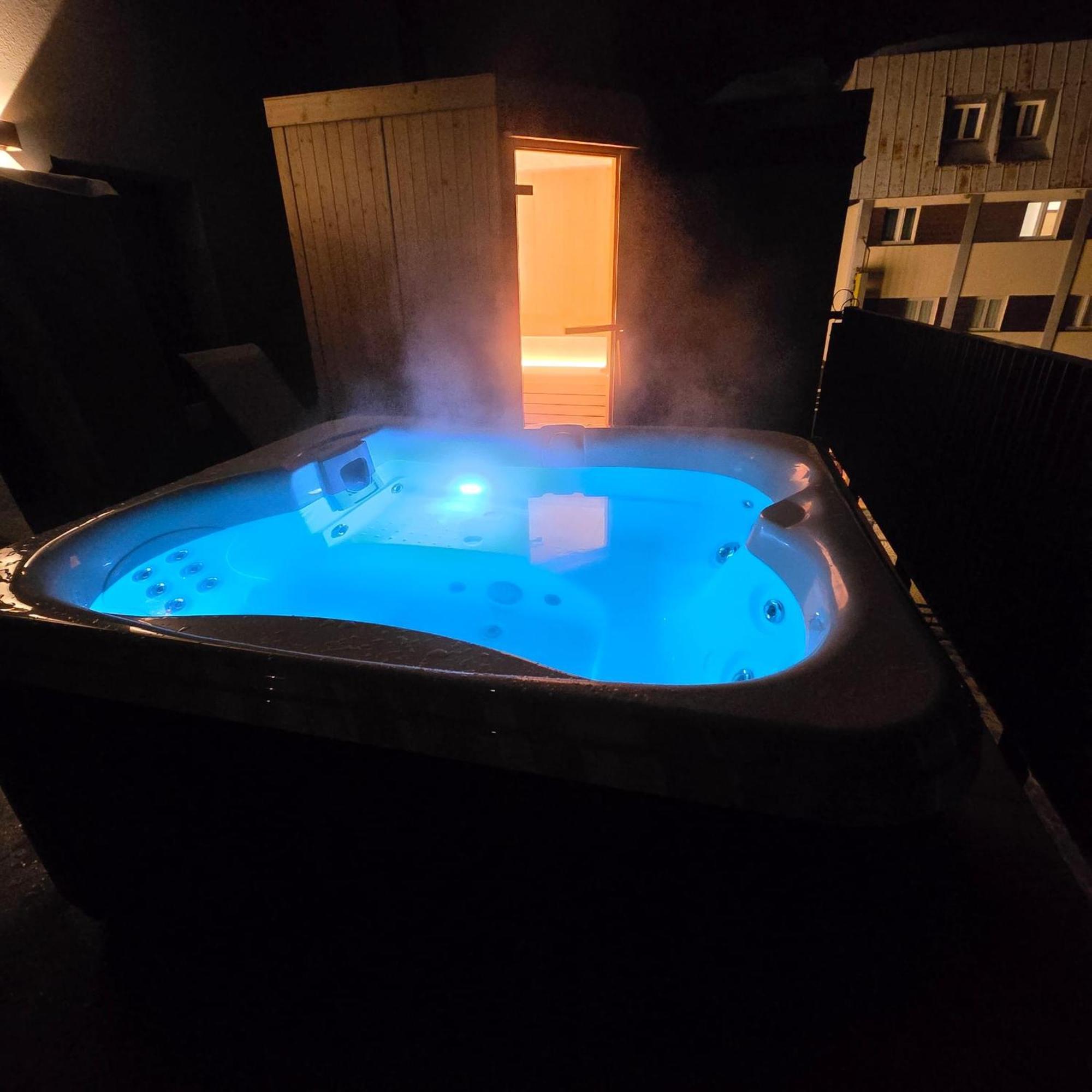 Hotel Perruquet بيريوِل تْشيرفينيا المظهر الخارجي الصورة